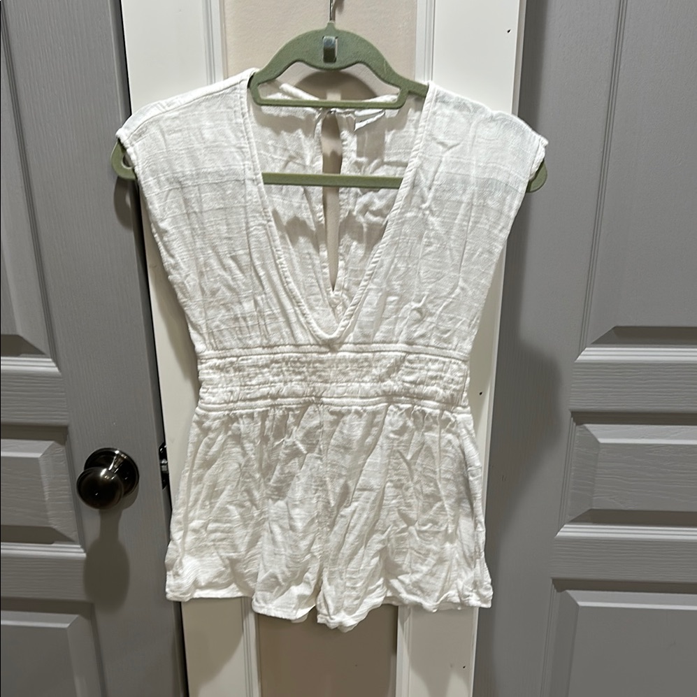 Abercrombie Kids White Romper Shorts And Short Sleeves Coverup